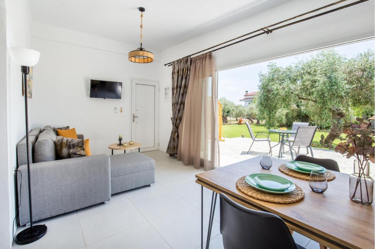Avgoustidis Apartments 리메나리아 외부 사진